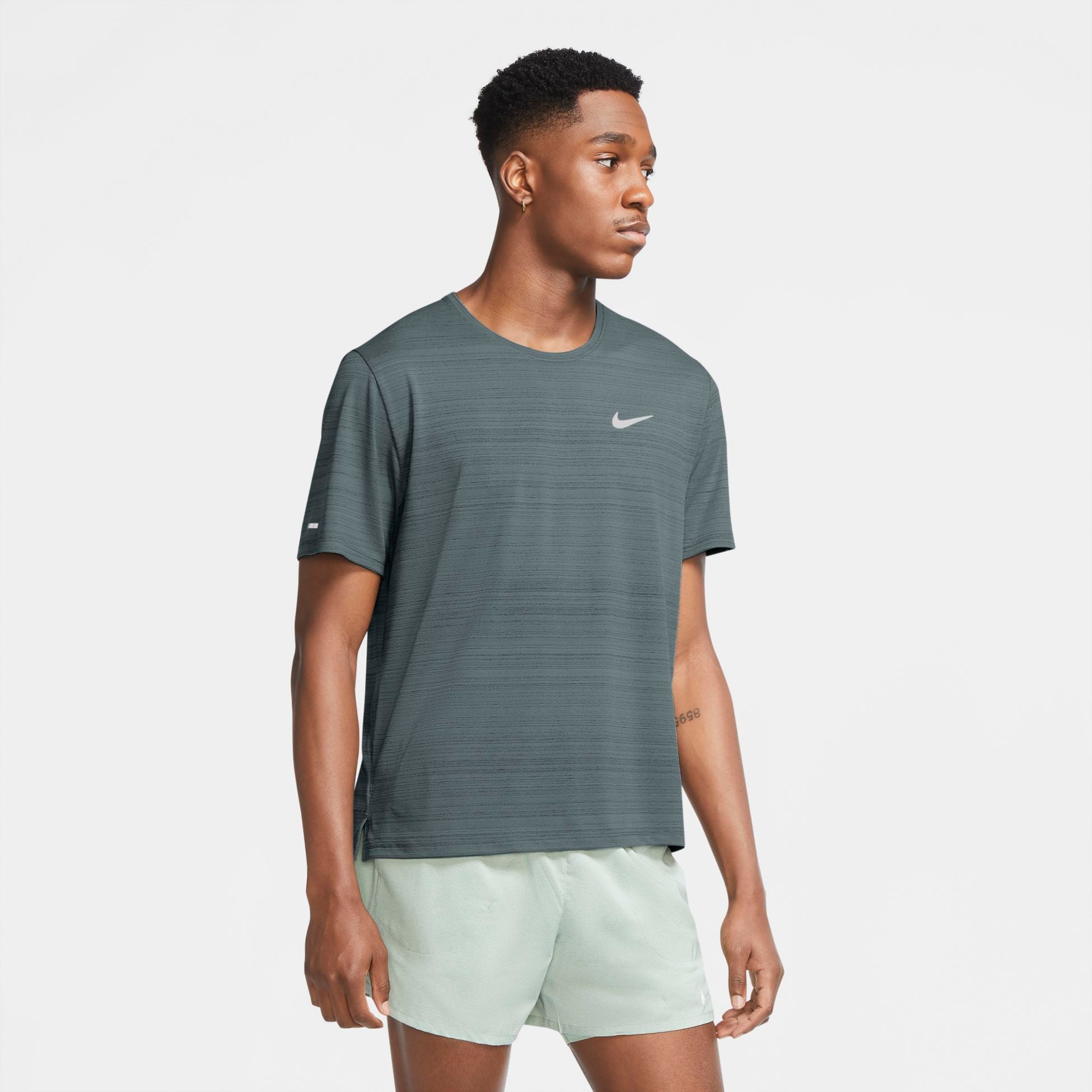 NIKE M NK DF MILER TOP SS sivustolla stadium.fi